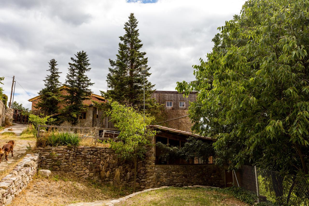 Alberg La Solana Salas de Pallas Exterior photo
